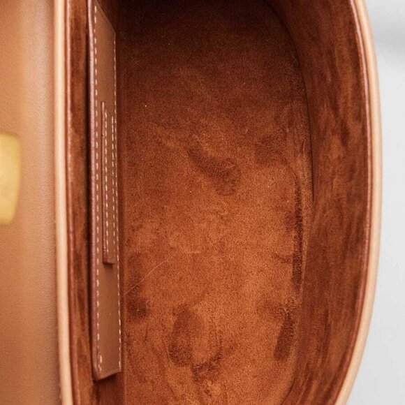Yves Saint Laurent Beige Box Leather Medium Tuc Bag - Picture 6 of 10